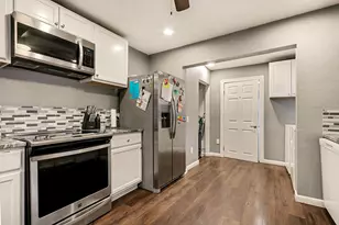 234 E 1st St, Deer Park, TX 77536 - Photo 6