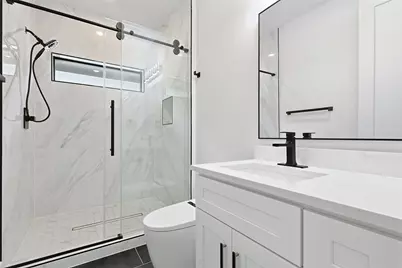 619 Rolling Oaks, Stafford, TX 77477 - Photo 22