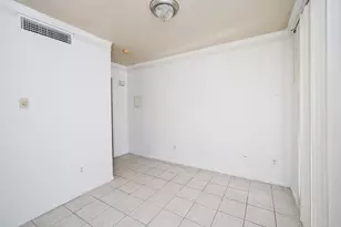 3900 Woodchase Dr, Houston, TX 77042 - Photo 16