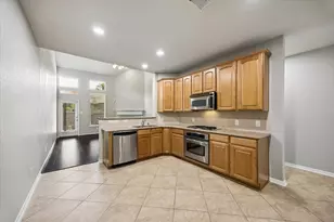 1711 Quiet Pond Dr, Sugar Land, TX 77479 - Photo 8