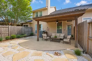 1711 Quiet Pond Dr, Sugar Land, TX 77479 - Photo 20