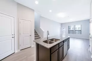 15008 Forum Ave, Austin, TX 78660 - Photo 6