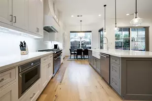 1918 Woodhead St, Houston, TX 77019 - Photo 24