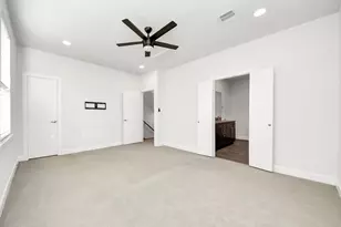 325 Eado Park Cir, Houston, TX 77020 - Photo 12