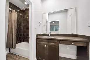 325 Eado Park Cir, Houston, TX 77020 - Photo 26