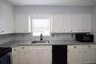 1310 S Caney Trail Dr, Wharton, TX 77488 - Photo 8