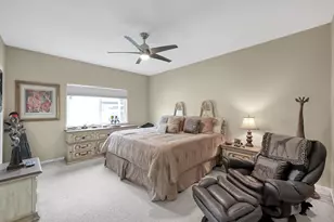 63 April Point Dr S, Conroe, TX 77356 - Photo 12