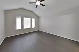 12230 Scarlet River Dr, Houston, TX 77044 - Photo 6