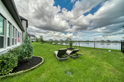 1783 Lake Crest Lane, Friendswood, TX 77546 - Photo 10