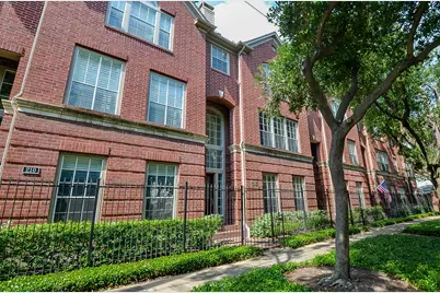 208 Bremond Street, Houston, TX 77006 - Photo 1