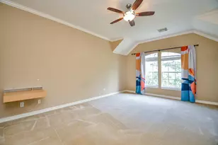 208 Bremond St, Houston, TX 77006 - Photo 24