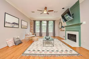 208 Bremond St, Houston, TX 77006 - Photo 8