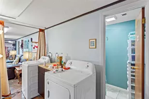 200 Bowling Alley Ln, Alvin, TX 77511 - Photo 8