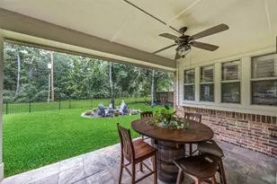 140 Brendan Woods Ln, Conroe, TX 77384 - Photo 4