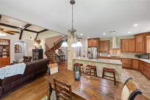 140 Brendan Woods Ln, Conroe, TX 77384 - Photo 12