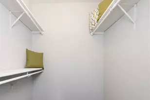 7610 Cameron Rd, Austin, TX 78752 - Photo 16