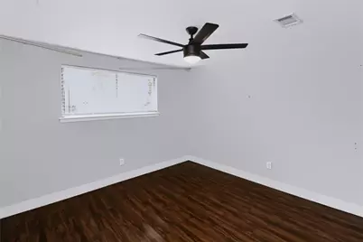 11930 Ashcroft Drive, Houston, TX 77035 - Photo 26