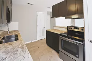 11930 Ashcroft Dr, Houston, TX 77035 - Photo 18