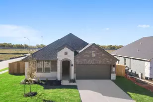 14028 Pne Clfs Dr, Texas City, TX 77568 - Photo 1
