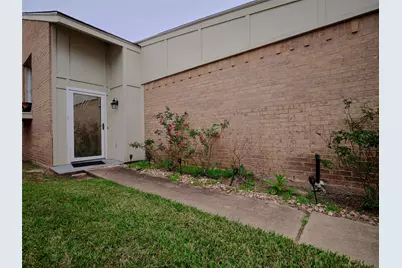 1817 Veranda Drive, West Columbia, TX 77486 - Photo 4