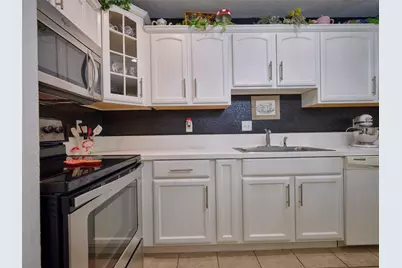 1817 Veranda Drive, West Columbia, TX 77486 - Photo 16