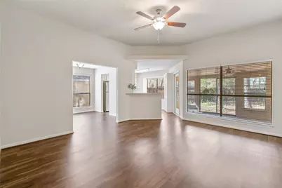75 Fallshire Drive, The Woodlands, TX 77381 - Photo 2