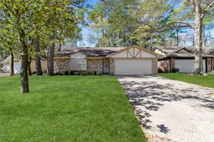75 Fallshire Dr, The Woodlands, TX 77381 - Photo 1