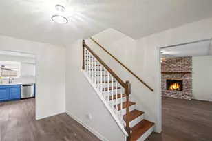 8114 Coolshire Ln, Houston, TX 77070 - Photo 8