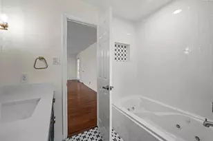 8114 Coolshire Ln, Houston, TX 77070 - Photo 22