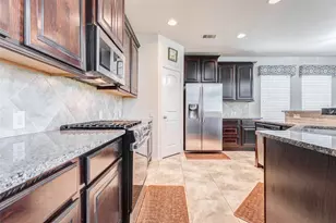 2718 Ginger Cove Ln, Pearland, TX 77584 - Photo 14
