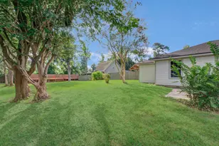13221 Candlewick St, Houston, TX 77015 - Photo 28