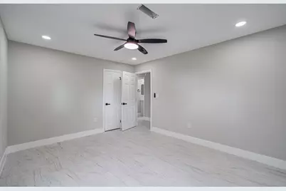 13221 Candlewick Street, Houston, TX 77015 - Photo 22