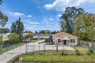 4917 Tronewood St, Houston, TX 77016 - Photo 4