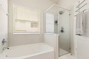 15414 Kirkdell Bend Dr, Humble, TX 77346 - Photo 18