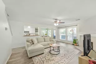 38 Tallow Hill Pl, The Woodlands, TX 77382 - Photo 2