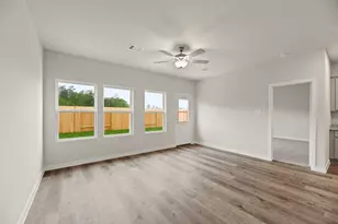 7802 Grand Louis Wy, Spring, TX 77379 - Photo 10