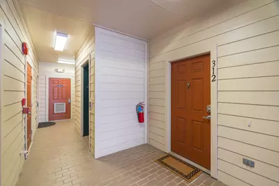 6607 Lake Woodlands Drive #312, The Woodlands, TX 77382 - Photo 2