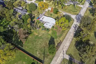 9217 Sequoia Dr, Houston, TX 77041 - Photo 8