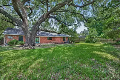 4617 Waycross Drive, Houston, TX 77035 - Photo 6