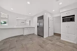 4617 Waycross Dr, Houston, TX 77035 - Photo 16
