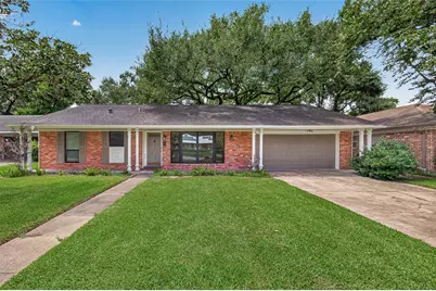 4617 Waycross Drive, Houston, TX 77035 - Photo 1