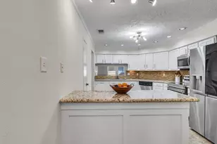 7311 Barton Oaks Dr, Houston, TX 77095 - Photo 16