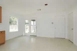 11707 Madison Oak St, Houston, TX 77038 - Photo 12