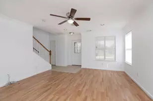 11707 Madison Oak St, Houston, TX 77038 - Photo 8