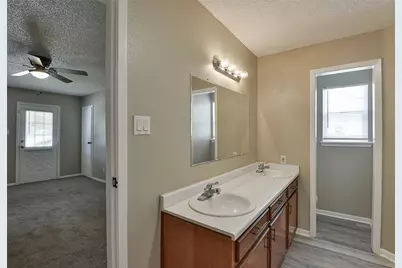 4506 Avenue L #2, Santa Fe, TX 77510 - Photo 20