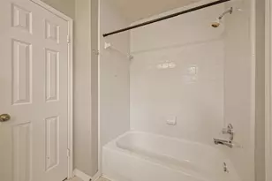 8831 Hedgestone Ct, La Porte, TX 77571 - Photo 34