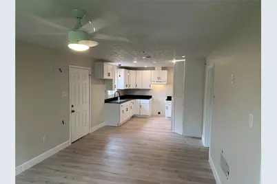 820 Bennington Street #B, Houston, TX 77022 - Photo 2
