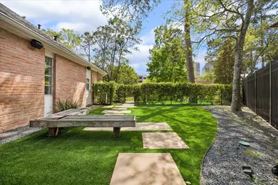 210 Pine Hollow Lane, Houston, TX 77056 - Photo 24