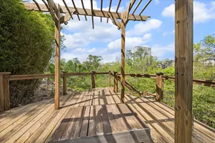 210 Pine Hollow Ln, Houston, TX 77056 - Photo 32