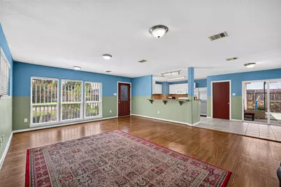 7002 Leader Street, Houston, TX 77074 - Photo 8